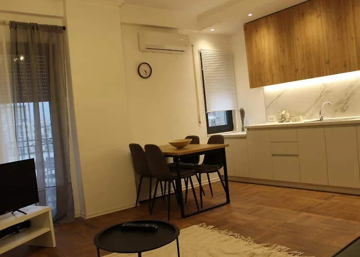 Simplicity Center * 티라나