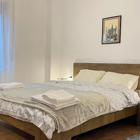 Simplicity Center Apartment Tirana